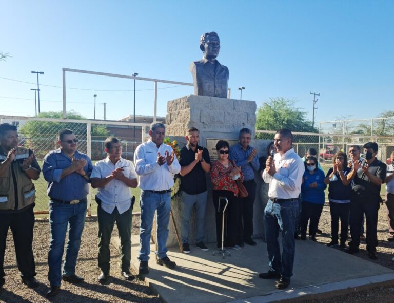 CETEMISTAS CELEBRAN EL 79 ANIVERSARIO DEL NATALICIO DE NORBERTO ORTEGA HINOJOSA