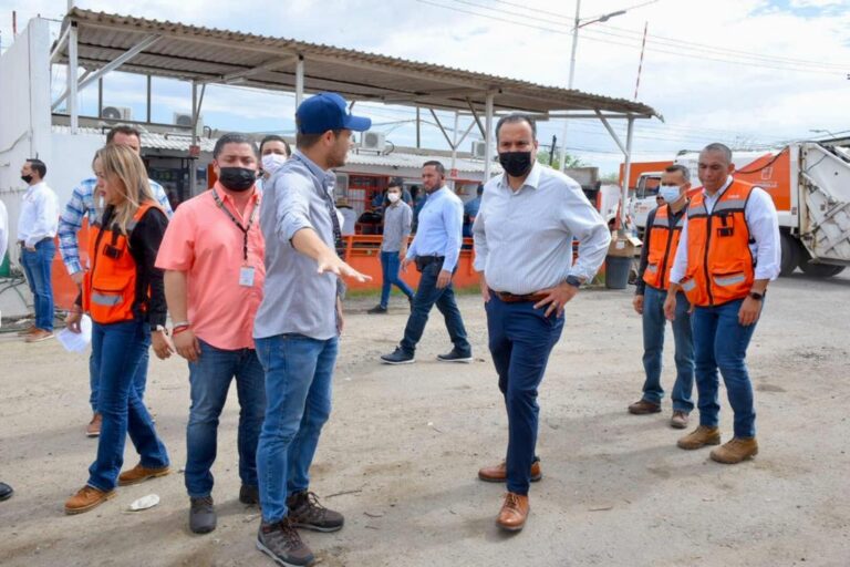 Supervisa Toño Astiazarán obra en Servicios Públicos Municipales