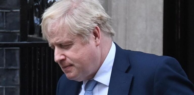 Boris Johnson dimite como Primer Ministro de Reino Unido