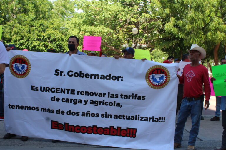 Transportistas de CTM Sonora son atendidos por el Gobernador Durazo, le piden atención en la Dirección del Transporte