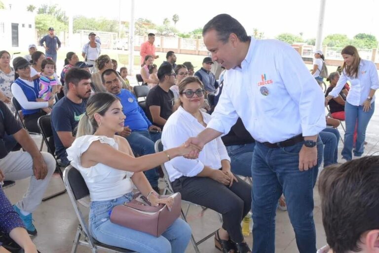 Fortalecen Toño Astiazarán y su esposa Patricia Ruibal protección a niñas, niños, adolescentes y adultos mayores en Bahía de Kino