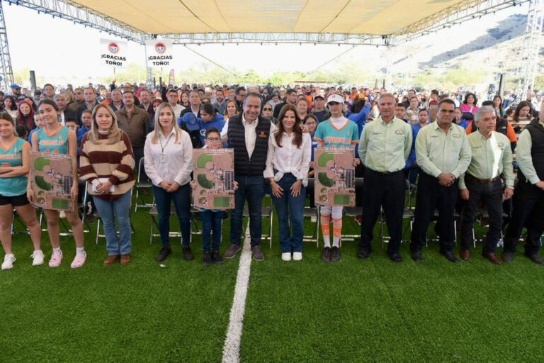 Cumple Toño Astiazarán a hermosillenses y entrega unidad deportiva modernizada en El Cárcamo