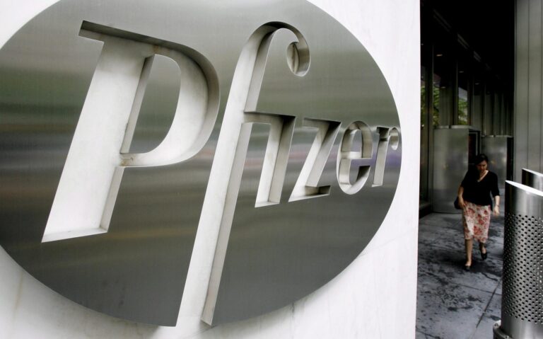 Estados Unidos aprueba fármaco nasal de Pfizer contra la migraña