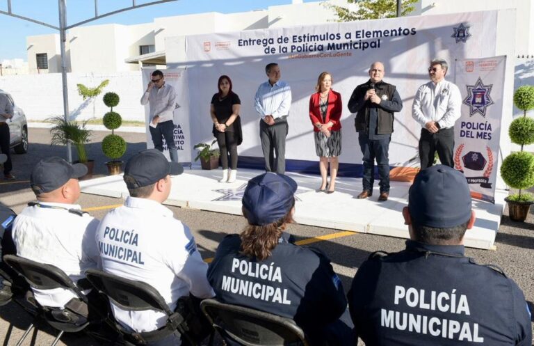 Premia Antonio Astiazarán desempeño de policías municipales