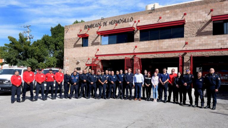 Respalda y agradece Toño Astiazarán labor de Bomberos de Hermosillo