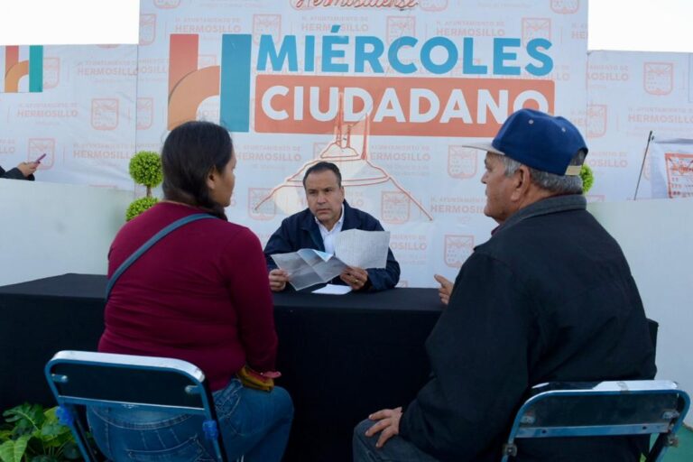 Resuelve Toño Astiazarán inquietudes de familias del sur de Hermosillo