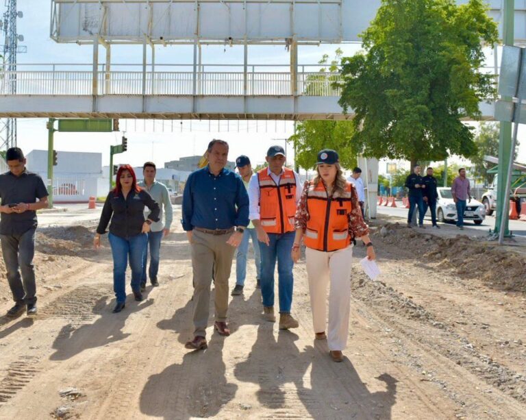 Verifica Toño Astiazarán trabajos en paso a desnivel y en calle Olivares