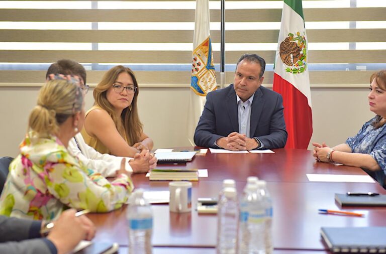 Alista Toño Astiazarán Impulso Solar en apoyo a pequeños negocios