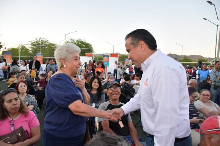 Coordina Toño Astiazarán servicios a habitantes de la Carmen Serdán con el Miércoles Ciudadano