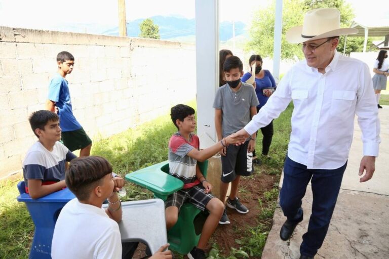 Por primera vez, más de 609 mil sonorenses cuentan con seguro escolar contra accidentes: Alfonso Durazo