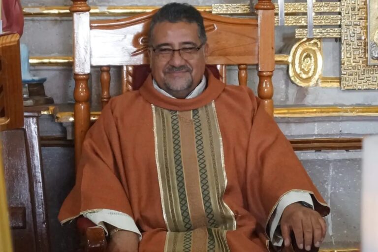 Asesinan a balazos al sacerdote García Villafaña en Michoacán