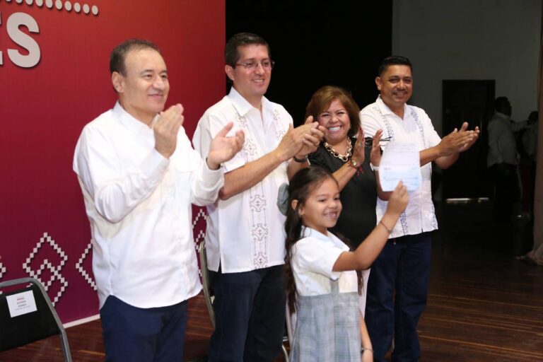 El apoyo con becas a nuestros estudiantes en Sonora, ahora es un derecho constitucional: Alfonso Durazo