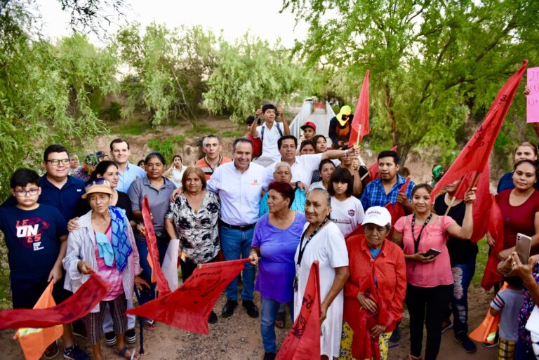 Inicia Toño Astiazarán construcción de puente peatonal «La Antorcha»